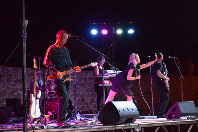 Koncert Magazina – Bijela noć u Preku (foto Jasna Marcelić)