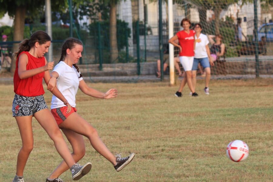 Sutomiške munješćine: Slamorke – Punćorke 5:1