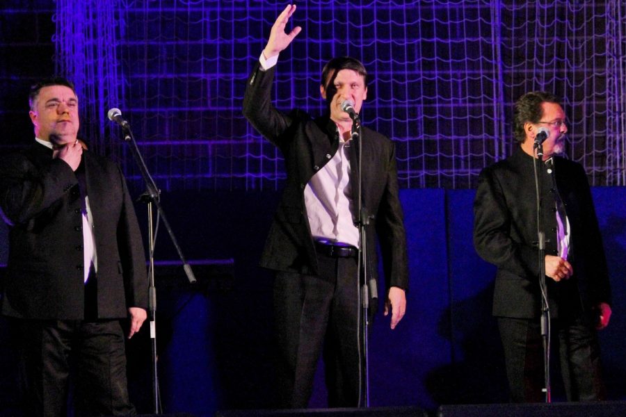 Božićni koncert klapa u Neviđanima