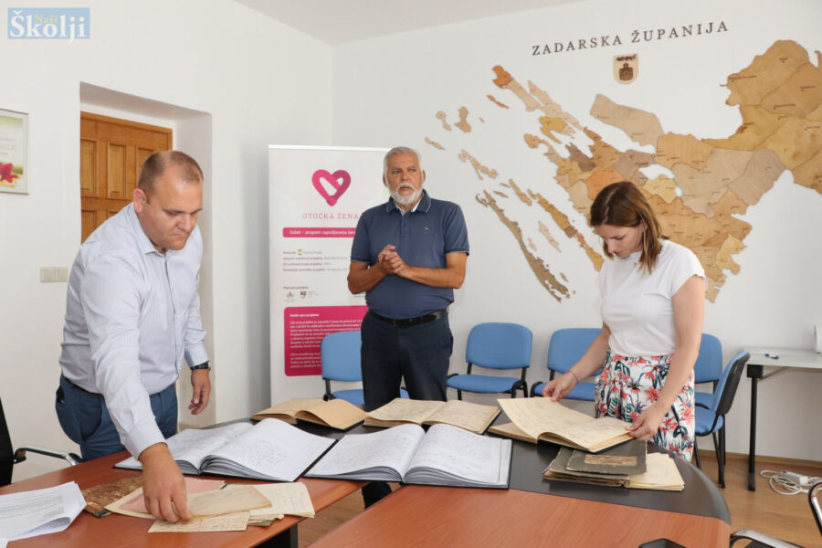 Spašene i restaurirane još četiri knjige o Uljarskoj zadruzi u Preku