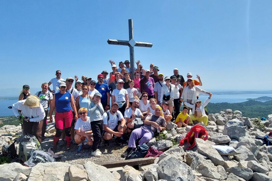 Memorijalni uspon na Šćah, najviši vrh otoka Ugljana
