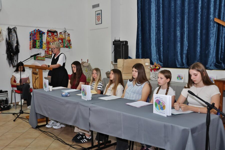 Preška dica ne daju da izumre rič njihovih nana – oživjeli su priču o lavandijerama!
