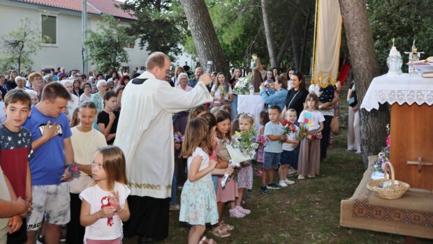 Misno slavlje i fešta sv. Ante u Malom Lukoranu